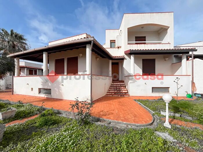 Casa con 5 locali in vendita in Via Manica Snc, Milazzo