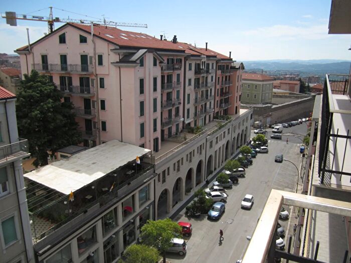 Appartamento quadrilocale in vendita in Via Gazzani, Campobasso