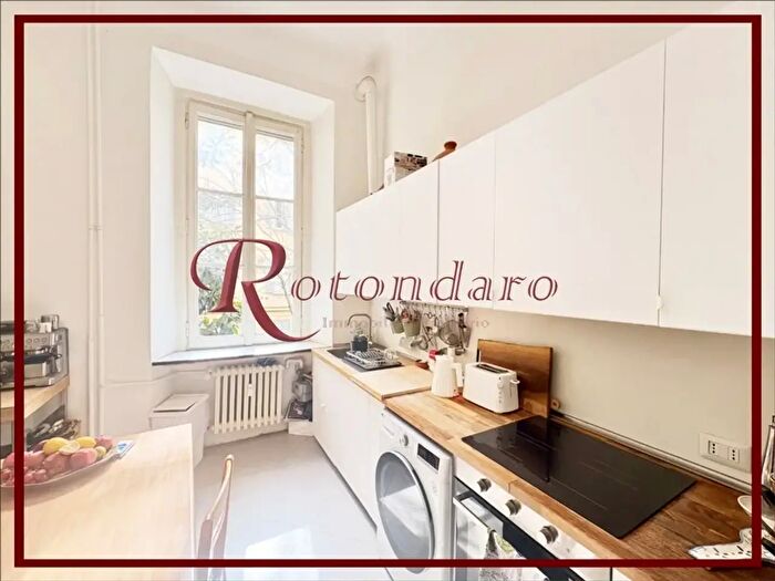 Appartamento quadrilocale in affitto in Via Vincenzo Monti, Milano