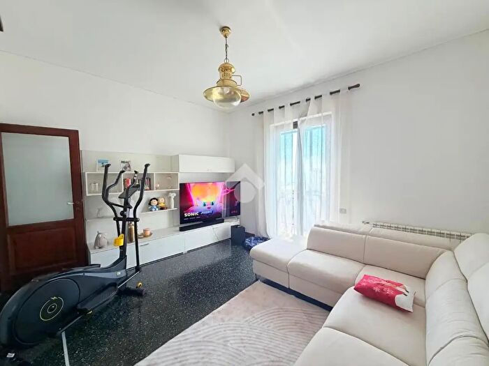 Appartamento con 5 locali in vendita in Via Purgatorio, Genova