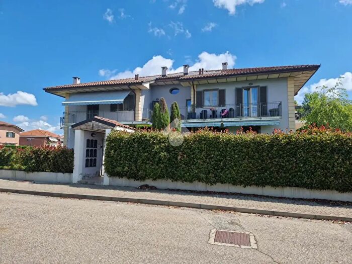 Appartamento trilocale in vendita in Via Mons Bugnano, Villafranca D'Asti