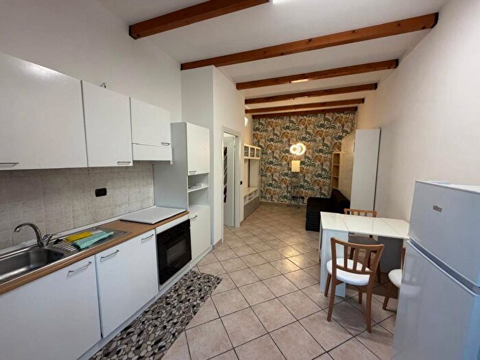 Appartamento monolocale in affitto in Via Porta Ronca, Centro, Rho