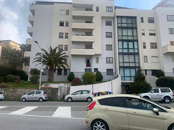 Appartamento trilocale in affitto in Viale Pio X, Stadio Pontepiccolo, Catanzaro