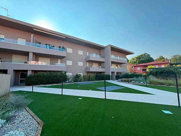 Appartamento trilocale in vendita in XXV Aprile, Brembate Di Sopra