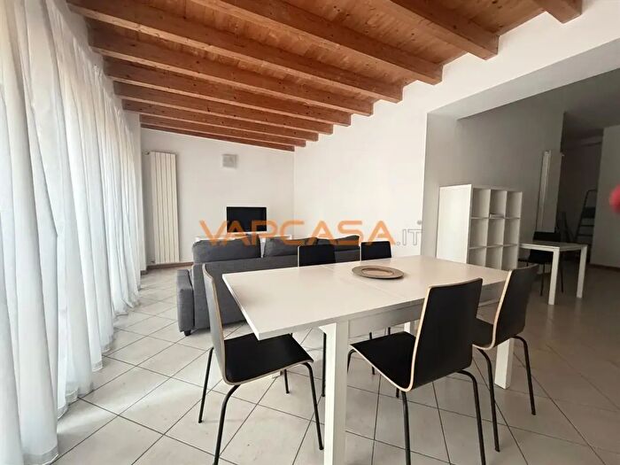 Appartamento bilocale in vendita in Via Brambilla, Romano Di Lombardia