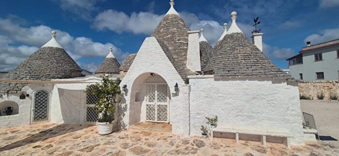 Casa con 5 locali in vendita in Contrada Tesoro, Cisternino