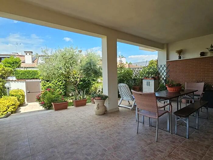 Casa quadrilocale in vendita in Via Poggio Fiorito, Guidonia Montecelio