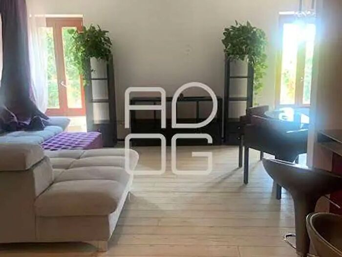 Casa quadrilocale in affitto in Via Veneto, Desenzano Del Garda