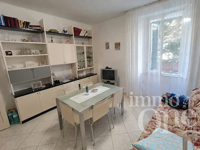 Appartamento quadrilocale in vendita in Via del Corallo, Livorno