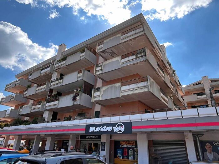 Appartamento bilocale in vendita in Via dei Tigli, Centro, Bracciano