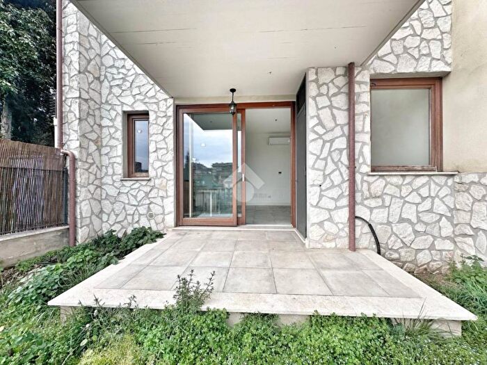 Appartamento bilocale in affitto in Via Cassia, La Giustiniana, Roma