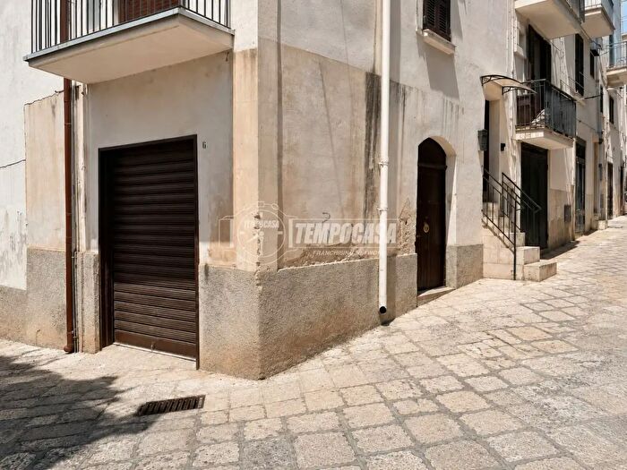 Casa monolocale in vendita in Via Ferrari, Conversano