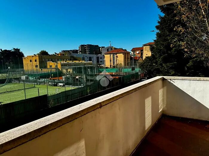 Appartamento bilocale in vendita in Via Ambrogio Strada, Bresso