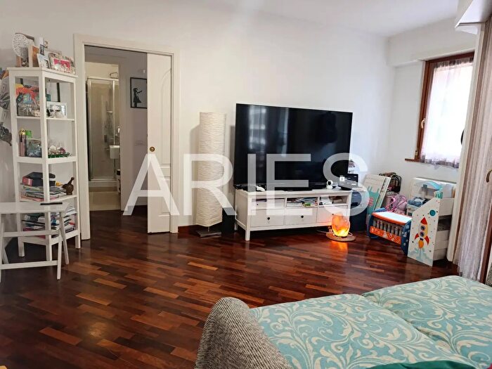 Appartamento bilocale in vendita in Via di Acilia, Roma