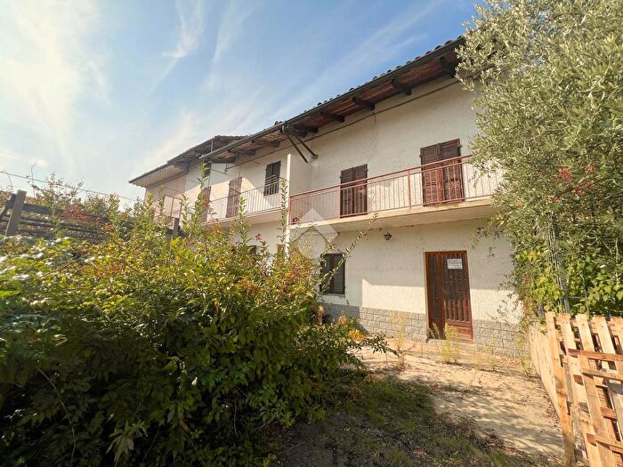 Casa trilocale in vendita in Piazza Giolitti, MorasengoTonengo