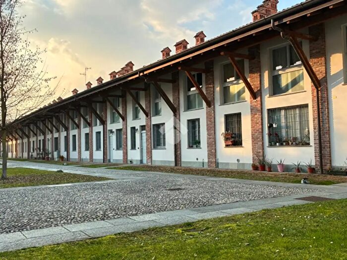 Appartamento trilocale in vendita in Corte Sant Antonio, Corbetta