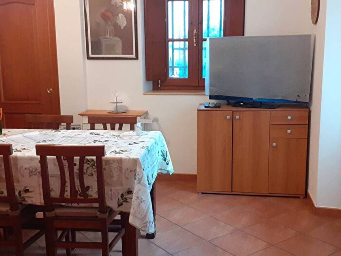 Appartamento bilocale in affitto in Via Nazionale, Centro, Rogno