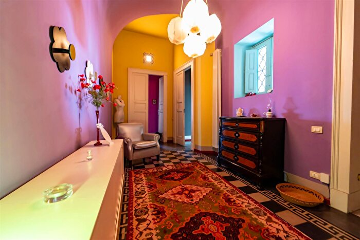 Appartamento con 6 locali in vendita in Via Vittorio Emanuele II, Catania