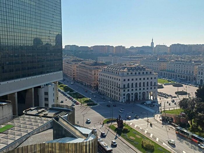 Appartamento monolocale in affitto in Corte dei Lambruschini, Foce, Genova
