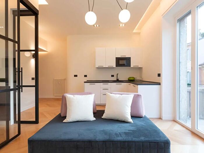 Appartamento monolocale in affitto in Via Astolfo, Milano