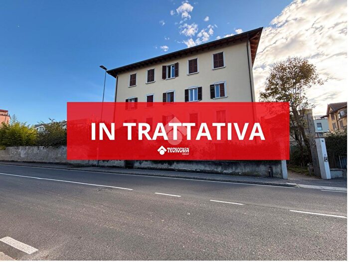 Appartamento trilocale in vendita in Via S Bernardino, Bergamo