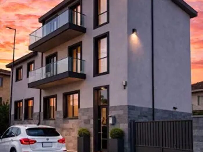 Appartamento con 6 locali in vendita in Via Fulvio Croce, Torino