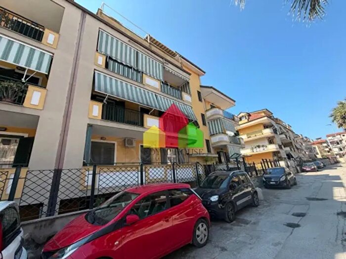 Casa quadrilocale in vendita in Via Antonio Genovesi, Giugliano In Campania