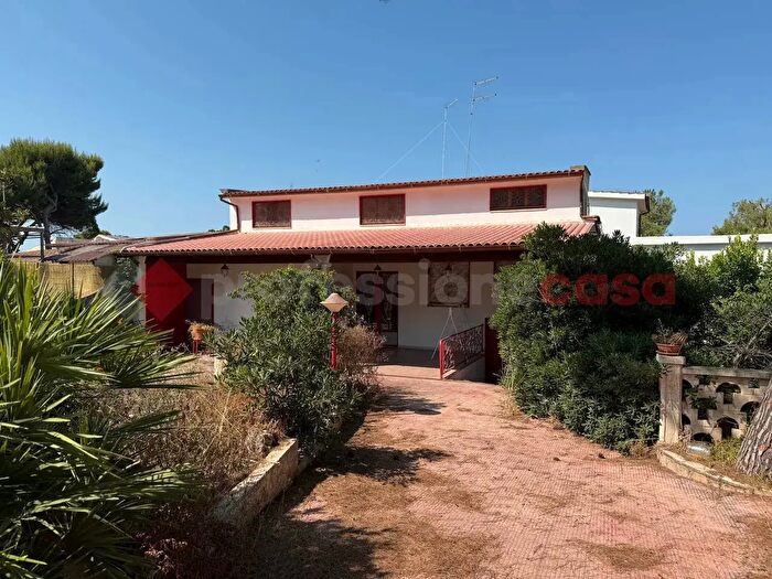 Casa trilocale in vendita in Via Mitili, Taranto