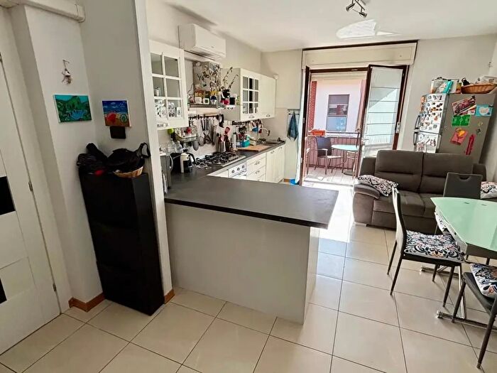 Appartamento quadrilocale in vendita in Via Lussemburgo, Orbassano