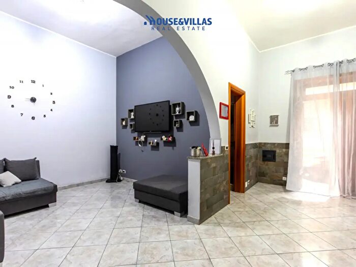 Casa con 6 locali in vendita in Via dei Mille, Avola