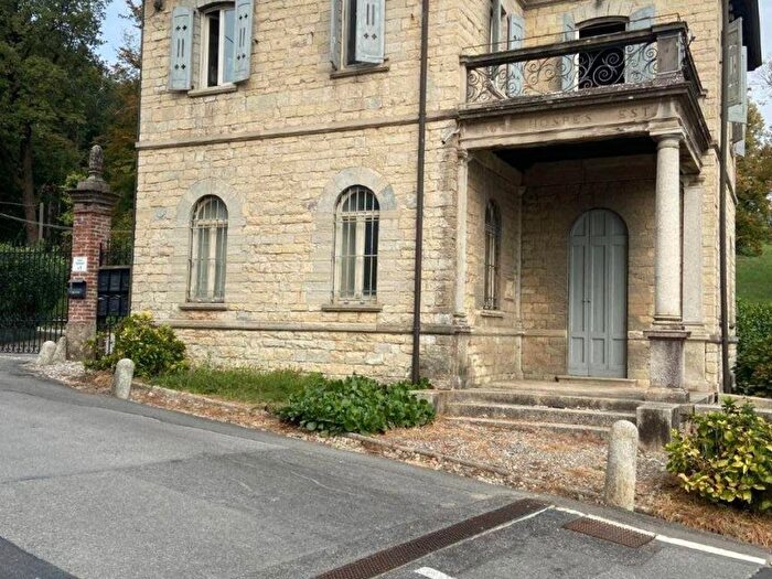 Appartamento trilocale in affitto in Viale Brianza, Bernate La Ca', Arcore