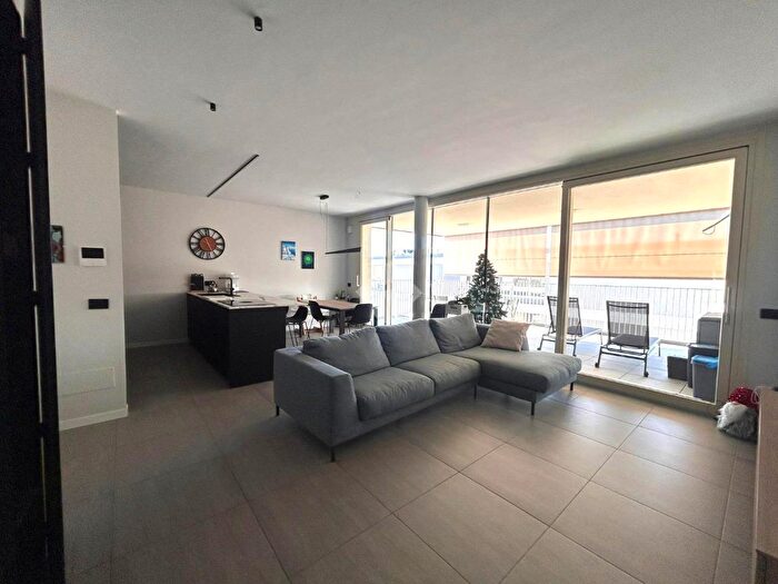 Appartamento quadrilocale in vendita in Via Aldo Moro, Stezzano