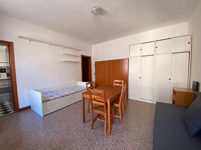 Appartamento monolocale in affitto in Via Incoronata, Centro Storico, Lodi