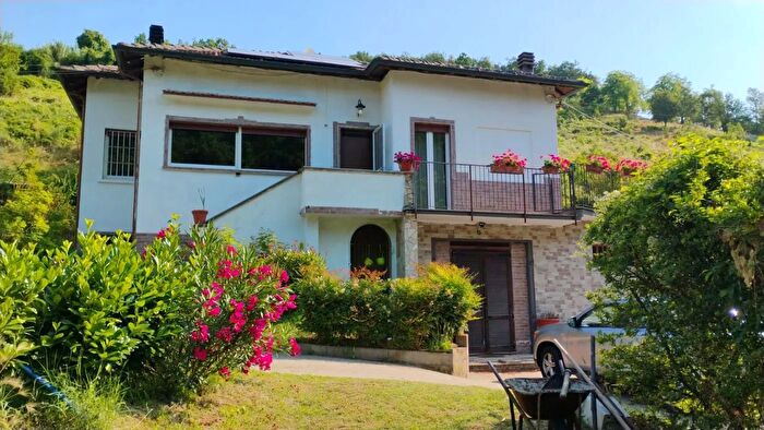 Casa con 7 locali in vendita in Ronchi, Mornico Losana