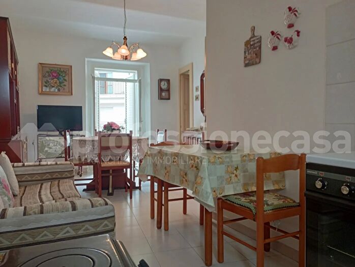 Casa trilocale in vendita in Via Tratturo, San Pietro Avellana