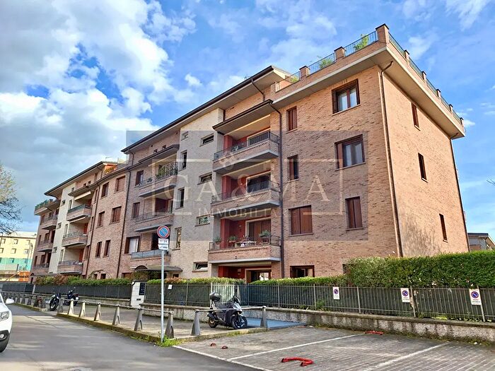 Appartamento trilocale in vendita in Parma