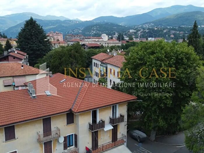 Case in Vendita e in Affitto - 3