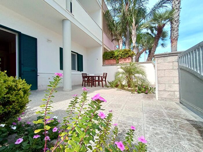 Casa con 5 locali in vendita in Via Walter Chiari, Melendugno