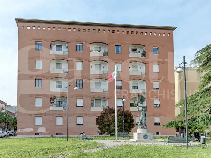 Appartamento con 5 locali in vendita in Piazza Roma, Latina