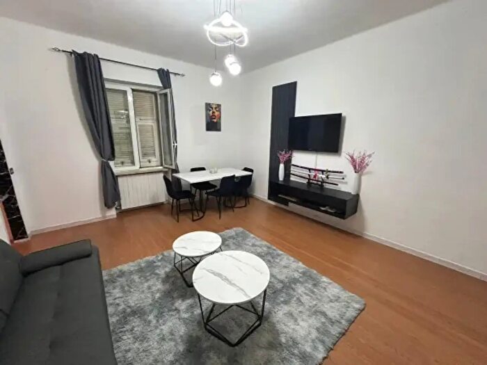 Appartamento bilocale in vendita in Via Umberto Maddalena, Vezzano Ligure