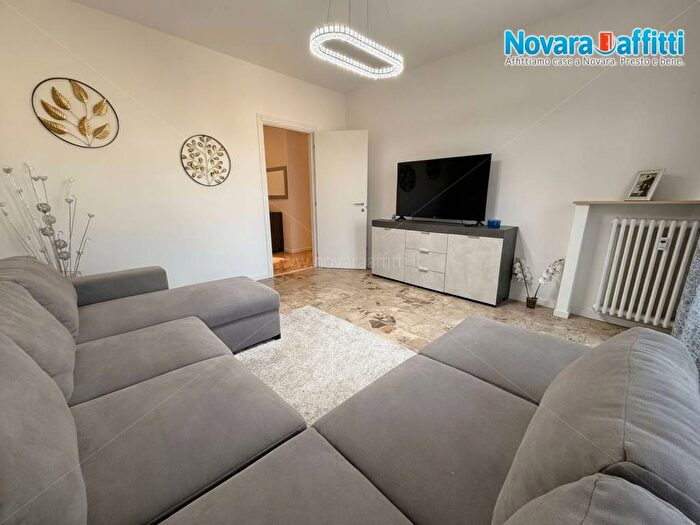 Appartamento quadrilocale in affitto in Via Cernaia, Porta Mortara, Novara