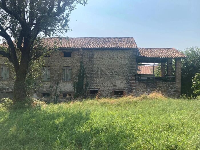 Casa in vendita in Pieve del Grappa