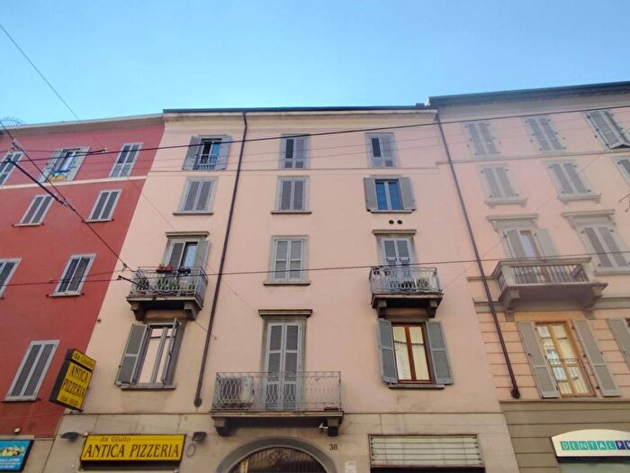 Appartamento bilocale in affitto in Corso San Gottardo, Ascanio Sforza, Milano