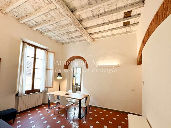 Appartamento quadrilocale in affitto in Via Guelfa, San Marco SS Annunziata, Firenze