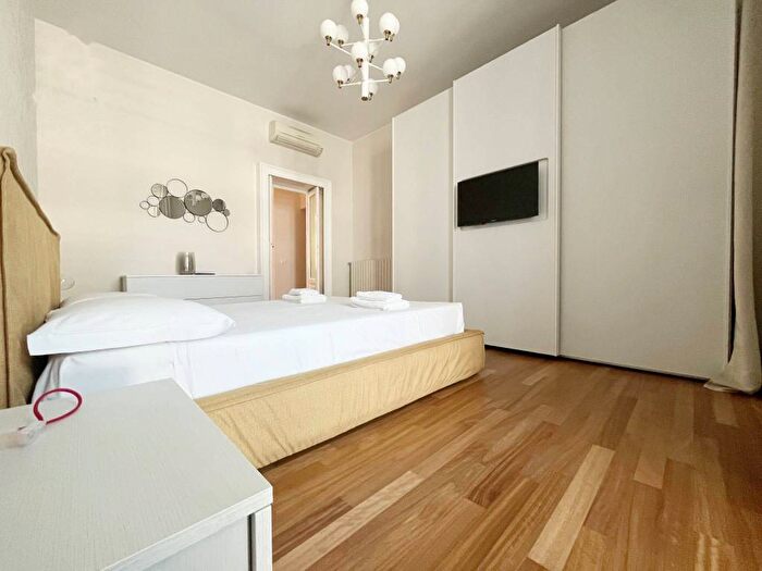 Appartamento bilocale in affitto in Via Antonio Stoppani, Morgagni, Milano