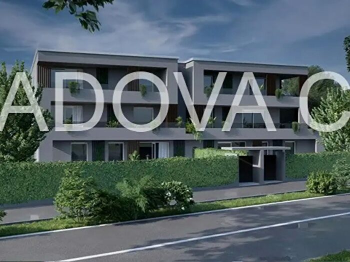 Appartamento trilocale in vendita in Via San Pio X, Abano Terme