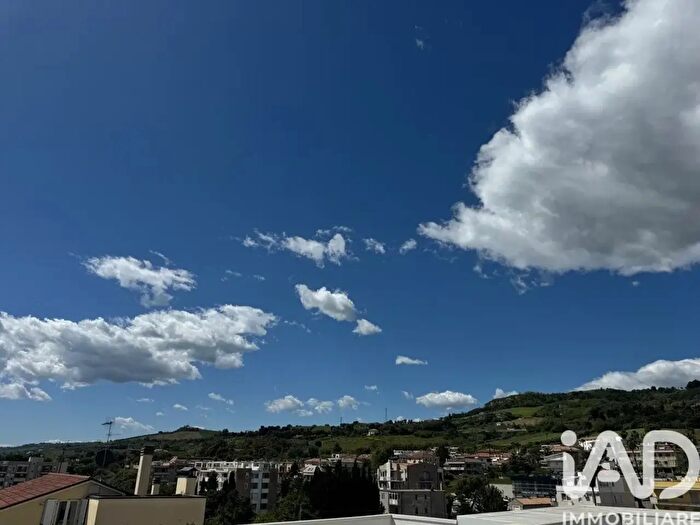 Appartamento con 6 locali in vendita in Via Viale dello Sport, San Benedetto Del Tronto