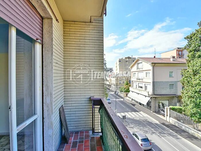 Appartamento bilocale in vendita in Via Dante, Erba