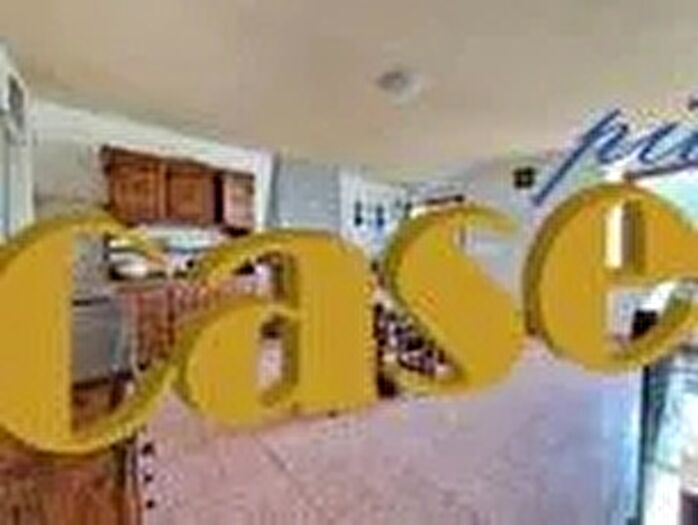 Casa con 5 locali in vendita in Camaiore