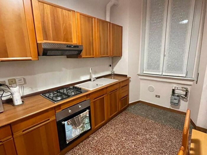 Appartamento bilocale in affitto in Via Teodosio, Casoretto, Milano